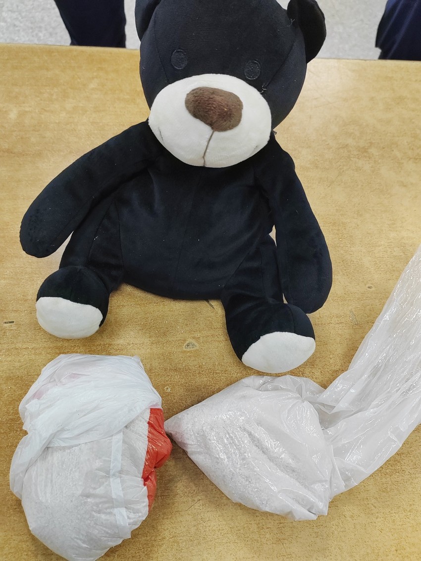 Droga pronađena u plišanom medi 