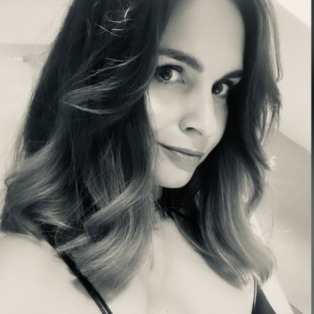 Účastníčka kuchárskej súťaže MasterChef Denisa Cziglová trpí rakovinou mozgu.