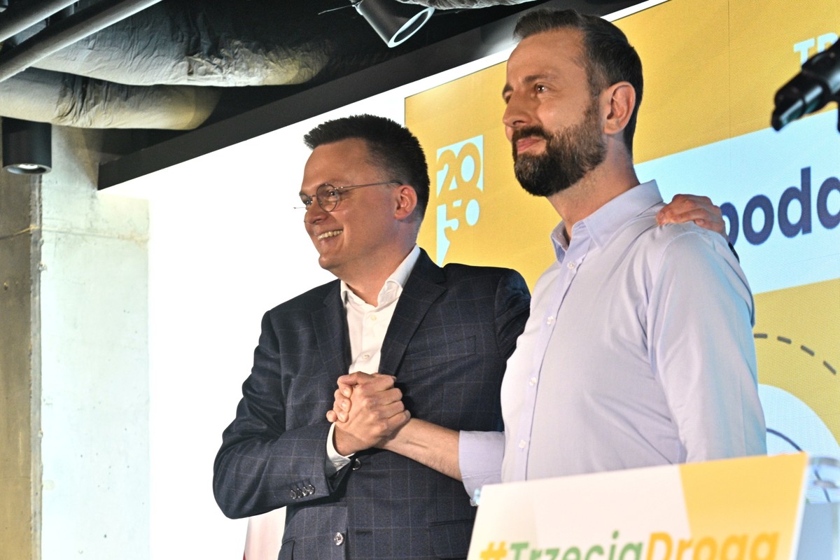Warszawa, 09.09.2023. Liderzy Trzeciej Drogi: przewodniczący Polski 2050 Szymon Hołownia oraz prezes PSL Władysław Kosiniak-Kamysz