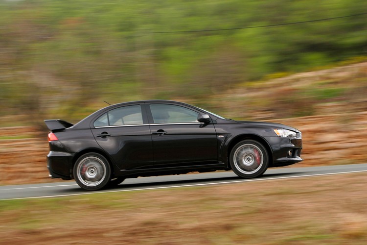 Pod maską 295 turbodoładowanych koni