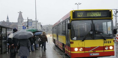 Auta przyspieszą kosztem pasażerów