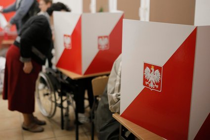 Jak zagłosować poza miejscem zamieszkania? Kluczowe są terminy