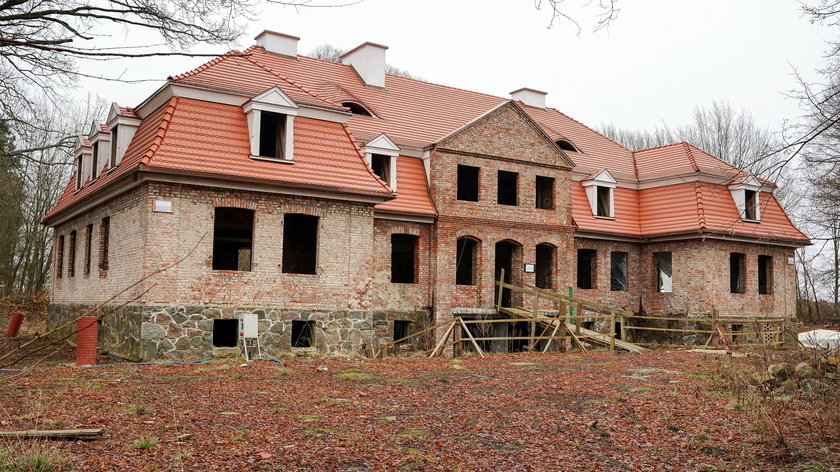 Pałacyk niedaleko Borkowa Lęborskiego