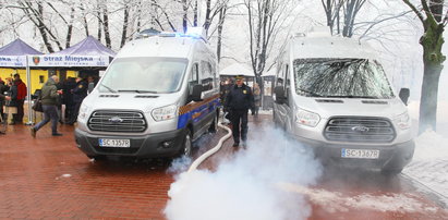 Smog zmusił strażników do pracy