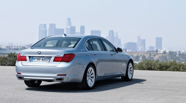 IAA Frankfurt 2009: BMW ActiveHybrid 7 - nowy standard