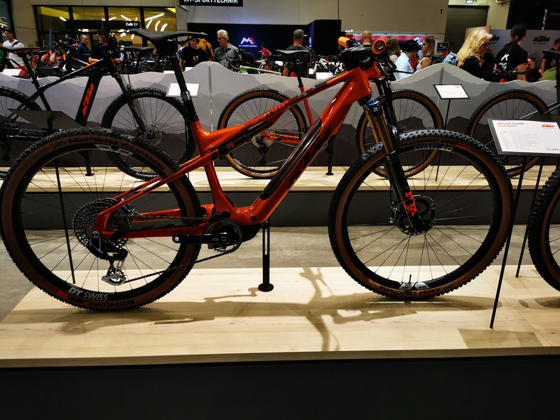 Targi Eurobike 2023 we Frankfurcie: lekki rower MTB, oferta z tych najdroższych – 11 tys. euro, czyli blisko 50 tys. zł