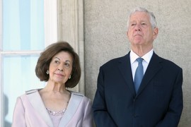 Cela Srbija gleda u NOVE FOTOGRAFIJE PRINCEZE KATARINE: Sa rođenom sestrom Grkinjom otišla u Ameriku ZBOG LEČENJA, u Njujorku obeležen 80. rođendan prestolonaslednika Aleksandra