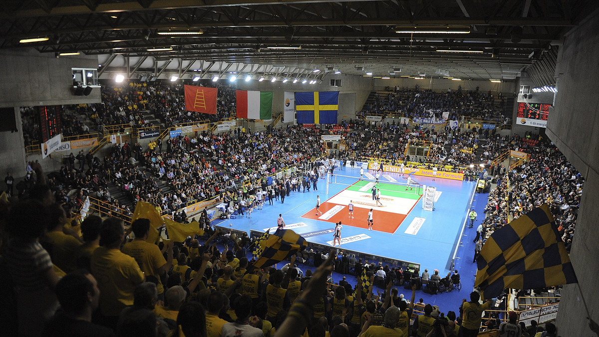 Ministerstwo Sportu i Turystki przy wsparciu Polskiego Związku Piłki Siatkowe zorganizowało turniej siatkarski dla dzieci i młodzieży "Orlik Volleymania". Do współpracy przy projekcie przyłączył się mistrz Europy i wice mistrz świata - Piotr Gruszka.