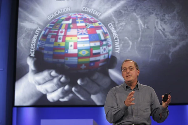 CEO Intela poinformował na początku o celach korporacji, dotyczących wydajności procesorów i energooszczędności.