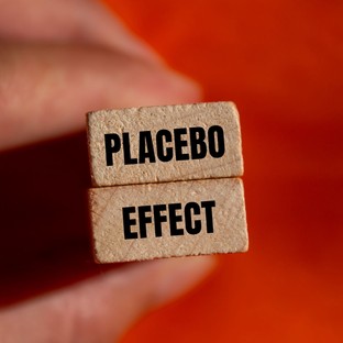 Placebo: amikor a hit erősebb a kémiánál – de mégis miért működhet?