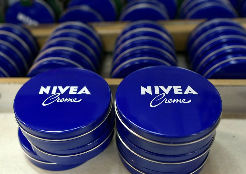 Nivea oskarżana o rasizm