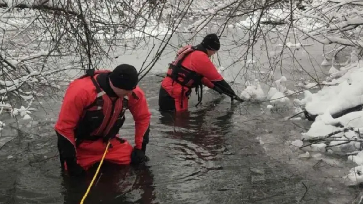 pripadnici PU Mrkonjić Grad u akciji