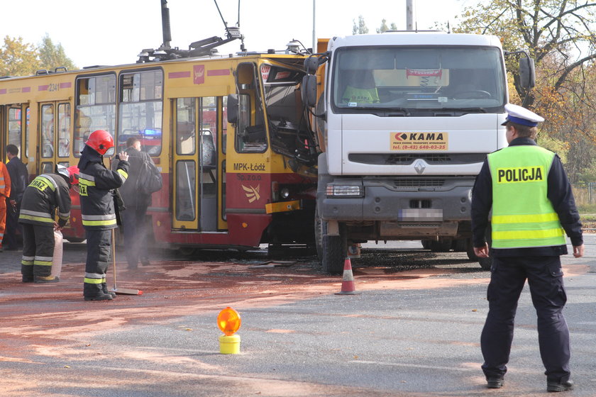 zderzenie tramwaju na ul. Pabianickiej