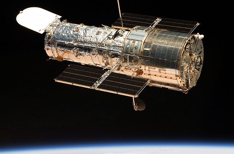 Teleskop Hubble'a  - domena publiczna