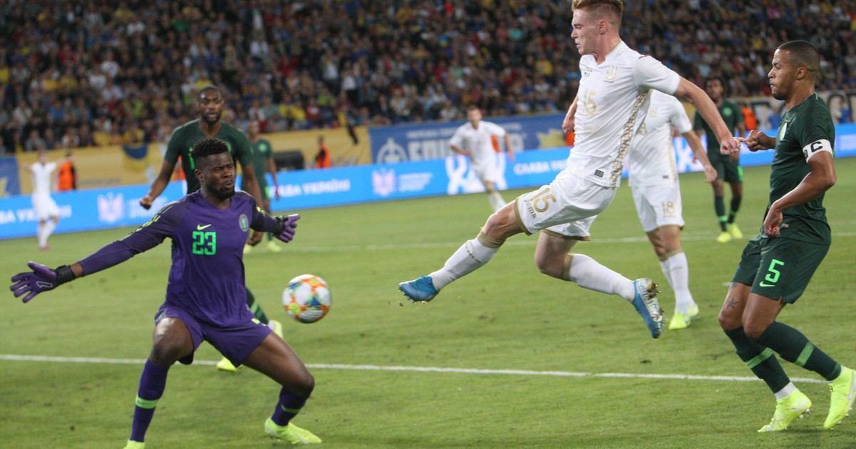 Almost 3 years later, Uzoho turns the tables on Okoye in Super Eagles n.1 battle - Vimarsana News
