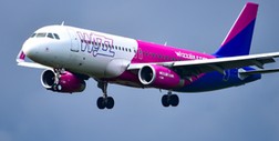 Wizz Air zadzwoni do pasażerów? Tylko w wybranych przypadkach