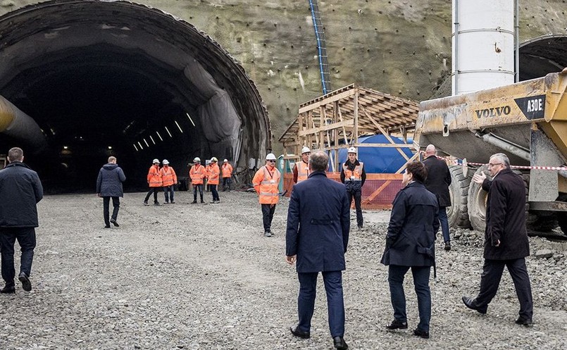 Minister Adamczyk zapewnił, że w 2021 r., kiedy będziemy jechać na Puchar Świata, już na pewno nie natkniemy się na zatory drogowe od Rabki w kierunku Myślenic