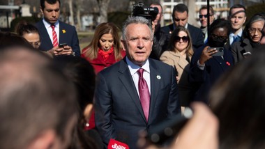 w poniedziałek kontynuacja rozmów pokojowych w berlinie. te niedzielne