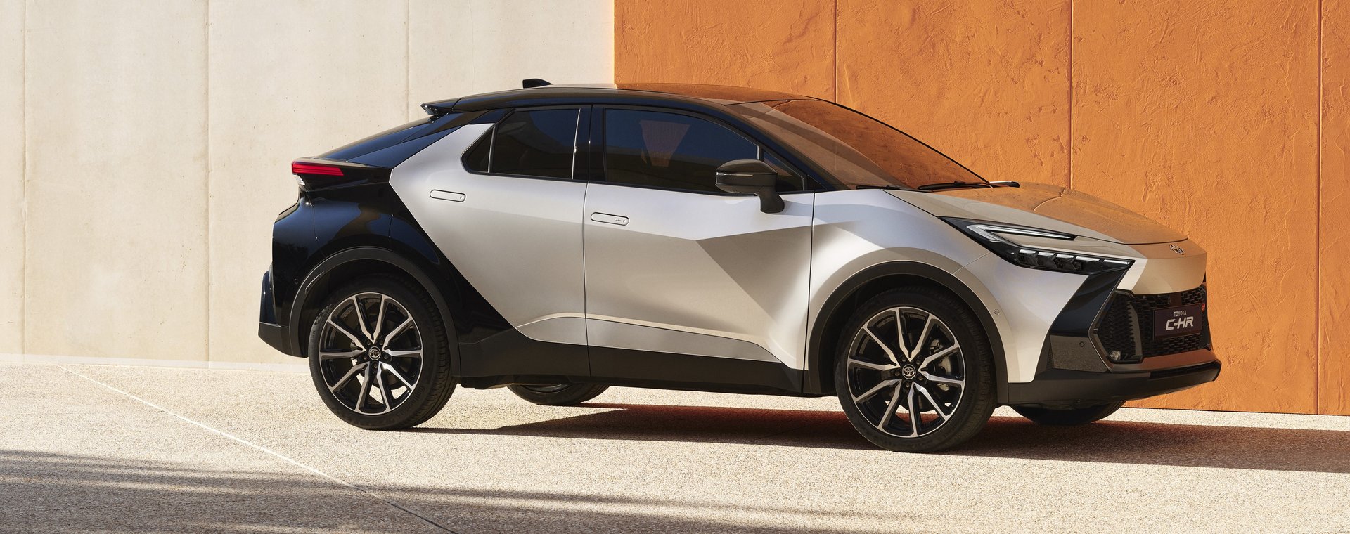 Toyota C-HR - zdjęcie poglądowe