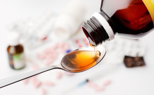 Śmierć dzieci zatrutych syropem. Sąd skazał na więzienie 23 osoby