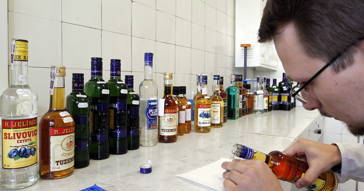 České vodky získávají zpět své etikety a obnovují výrobu