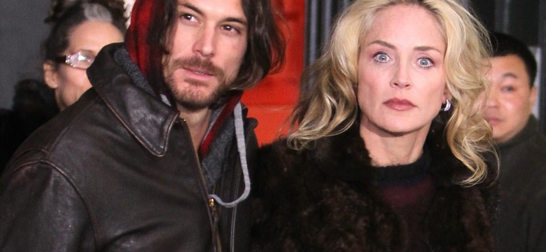 Bez kompleksów: gorąca Sharon Stone i jej młody kochanek