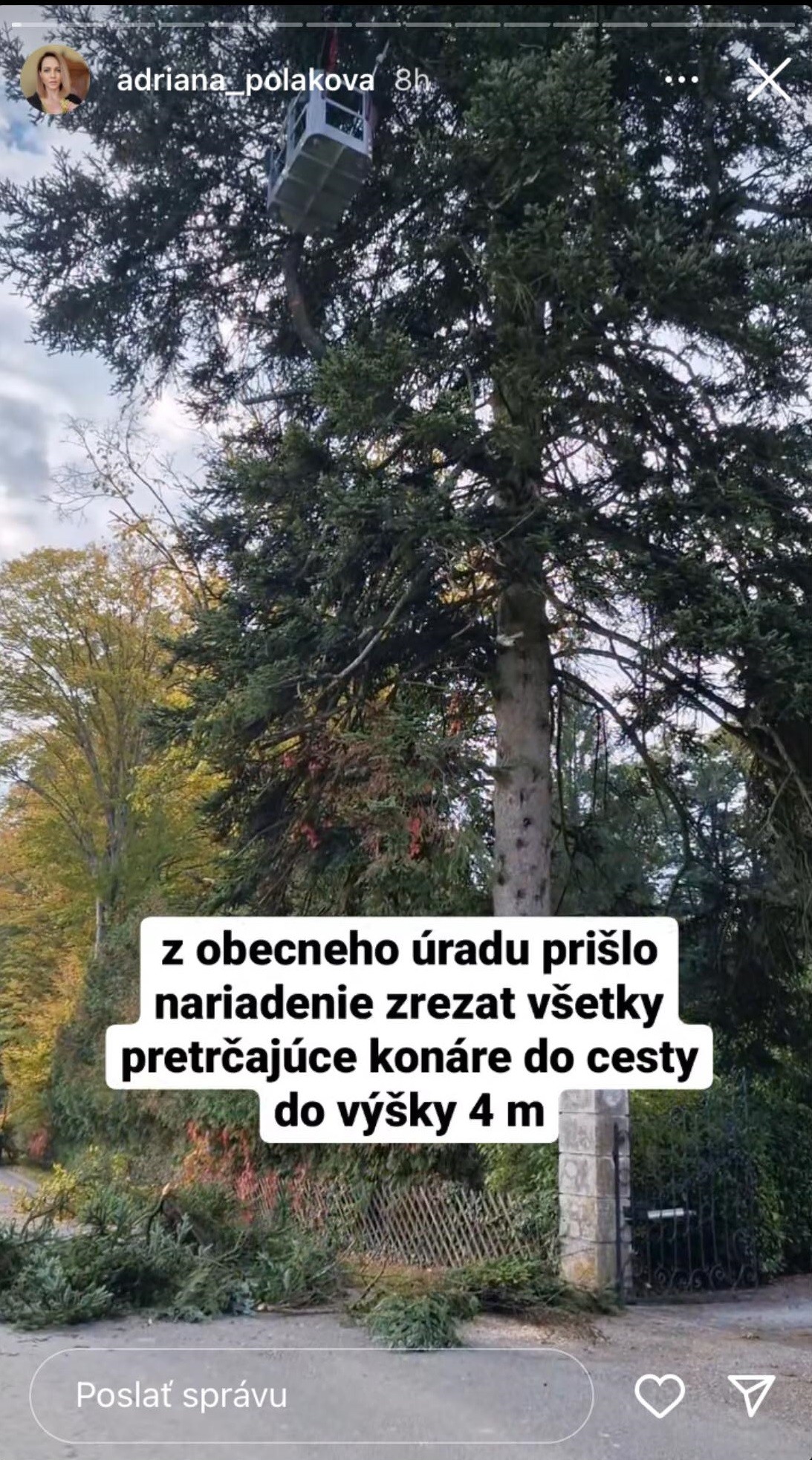 Adriana má okolo penziónu vždy veľa práce. 