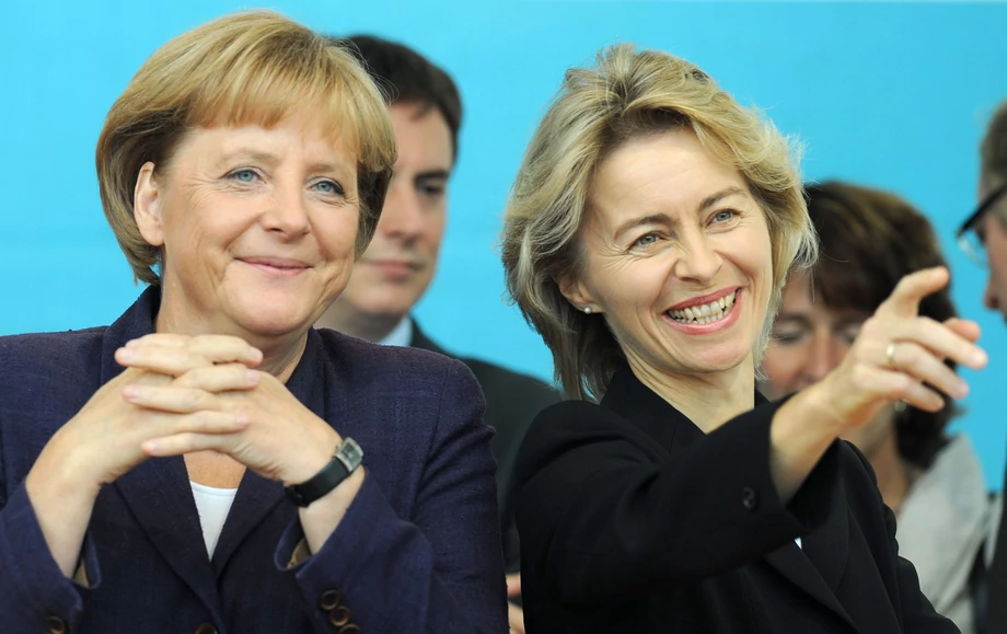 Angela Merkel i Ursula von der Leyen jako minister rodziny podczas kampanii wyborczej w 2009 roku.