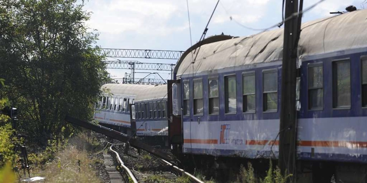 Ten maszynista wykoleił pociąg! Foto