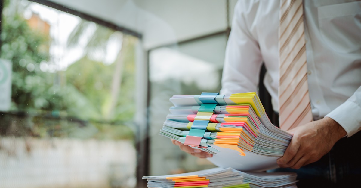 Jak potwierdzić staż pracy w 2026 r.? Jeden dokument z ZUS zapewni dłuższy urlop, dodatki i odprawy