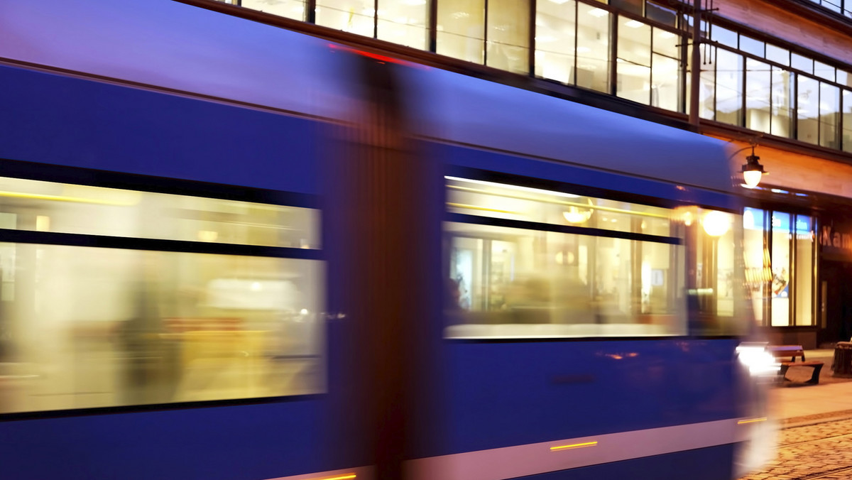 Prawdopodobnie dzisiejszej nocy na ulice Olsztyna wyjadą pierwsze tramwaje, by odbyć jazdy testowe - poinformowała rzeczniczka prasowa olsztyńskiego ratusza Marta Bartoszewicz.