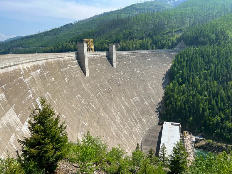 U branu "Hungry Horse" ugrađeno je čak 120.000 tona pepela