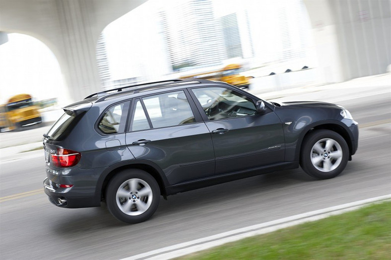 BMW X5 - Bawarski SUV z odmłodzoną twarzą