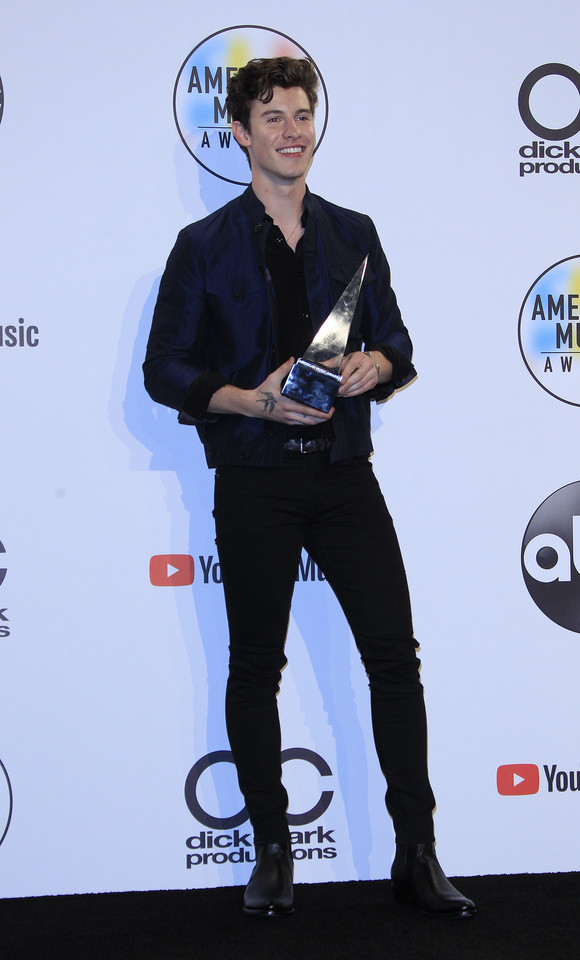 Shawn Mendes na gali American Music Awards 2018