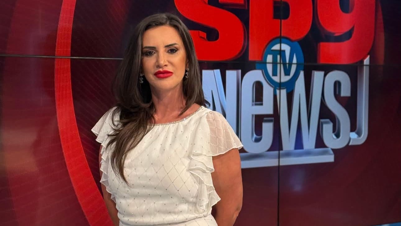 Mara Bănică, intervenție estetică la nivelul feței. Primele imagini. „Da, da, eu sunt! M-am dus să fac o magie”