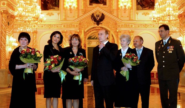 95346_bella-akhmadulina-foto-ap