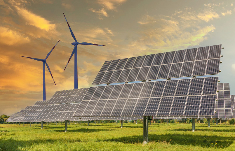 Zielona energia: na co mogą liczyć inwestorzy w świecie drogiego pieniądza