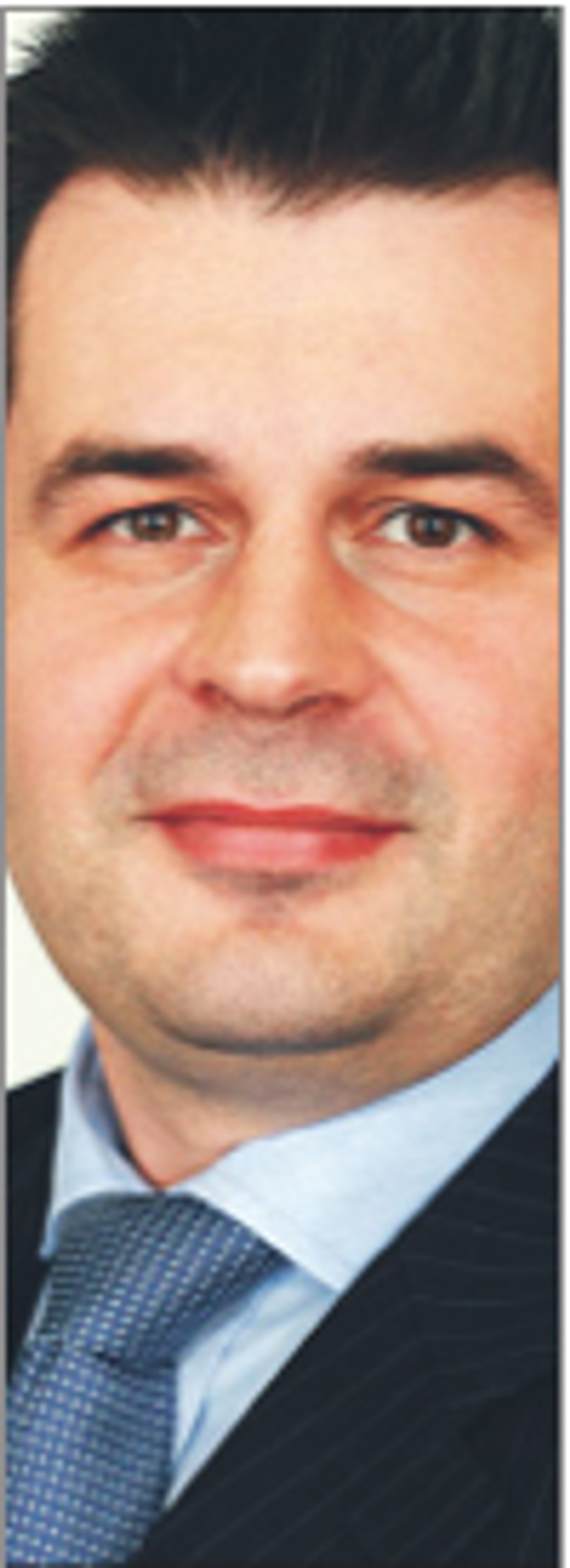 Jarosław Brzozowski, wicedyrektor w zespole restrukturyzacji w firmie doradczej KPMG