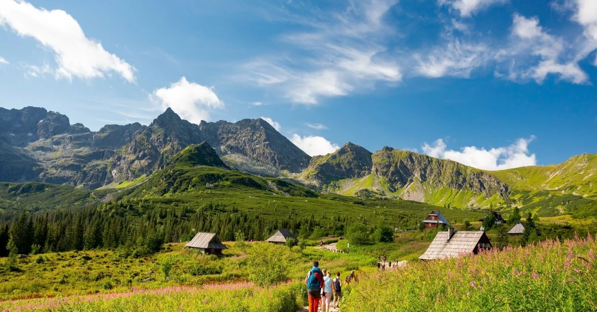 Ponad milion turystów. Tatry jeszcze nigdy nie przeżyły takiego oblężenia