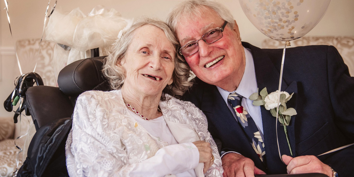 Anglia: Od ponad 40 lat oświadczał się ukochanej. W końcu wzięli ślub