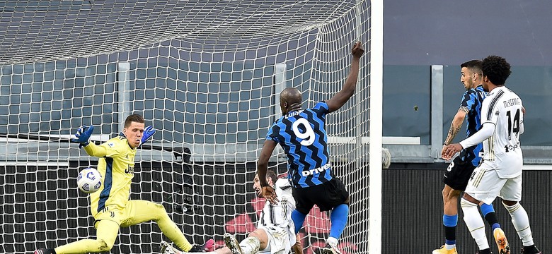 Pięć goli, trzy rzuty karne, dwie czerwone kartki. Juventus wygrał z Interem