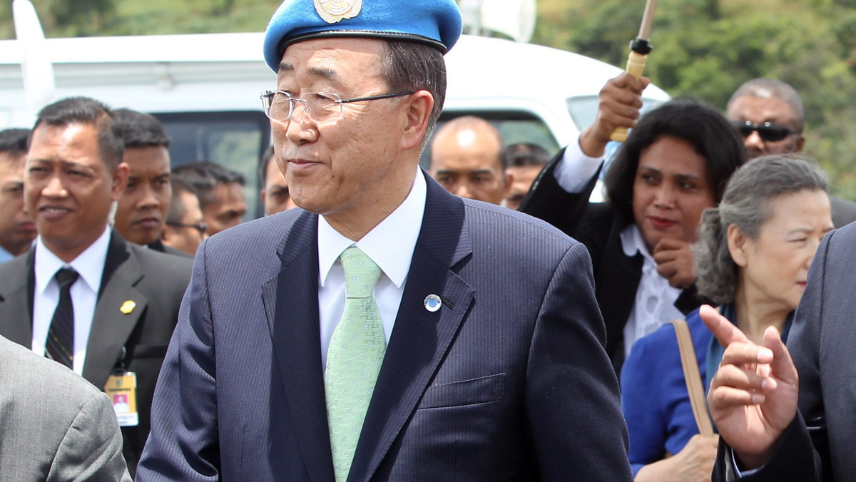 Sekretarz generalny ONZ Ban Ki Mun ostrzegł w piątek Koreę Płn., że wystrzelenie rakiety nośnej w celu umieszczenia na orbicie okołoziemskiej sztucznego satelity może wpłynąć na dostarczanie temu krajowi pomocy humanitarnej, który i tak przeżywa poważny kryzys.