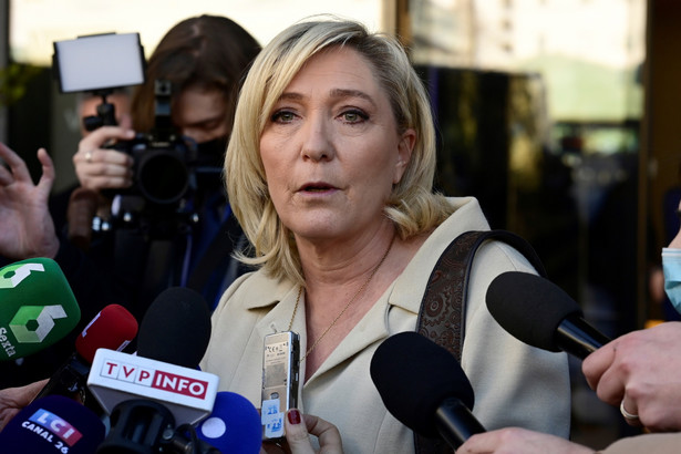 Marine Le Pen podczas kongresu europejskich partii prawicowych w Madrycie