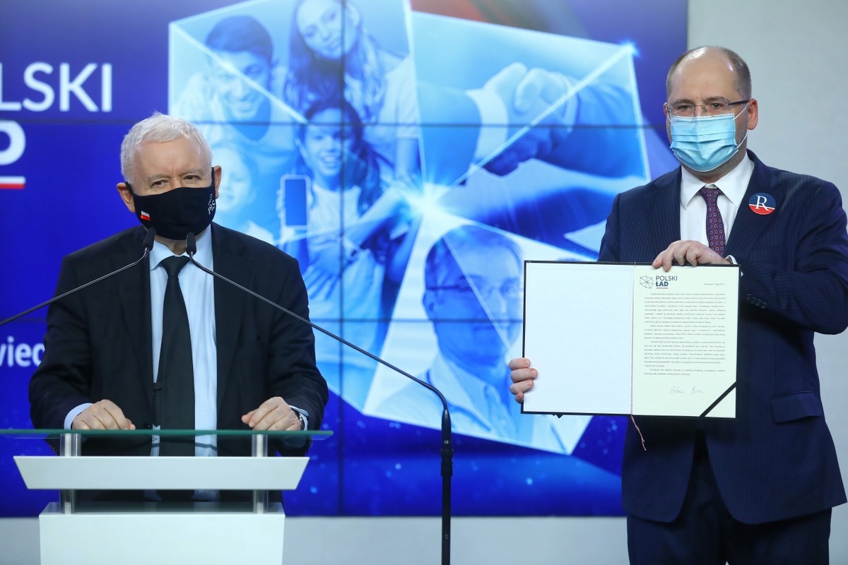 Prezes PiS Jarosław Kaczyński oraz europoseł Adam Bielan