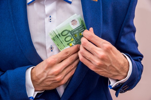 Nemački proizvođač čipova Infineon najavio uspešnu godinu uz rast prihoda od 10 odsto