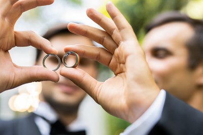 Koniec odmów w USC. Zmiany w przepisach otwierają drogę do transkrypcji małżeństw jednopłciowych