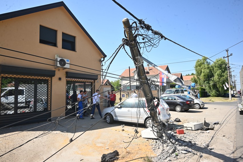 Mesto nesreće u Dobanovcima