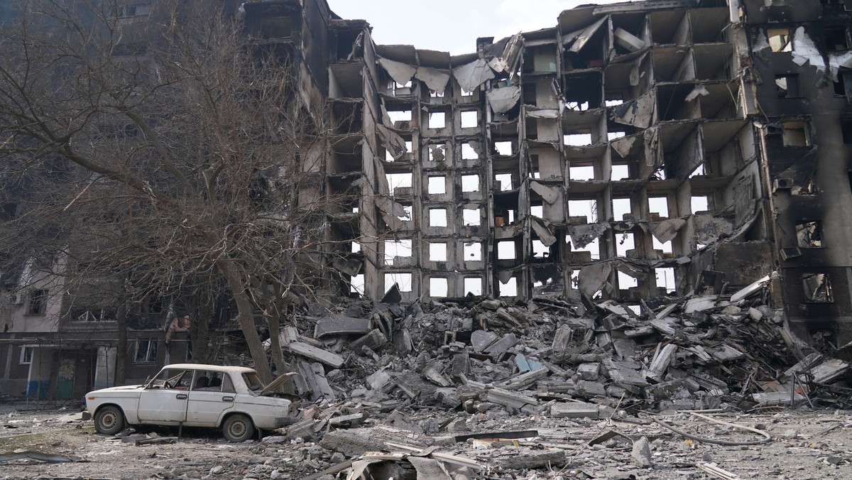 Mariupol. Blok mieszkalny zniszczony w czasie walk