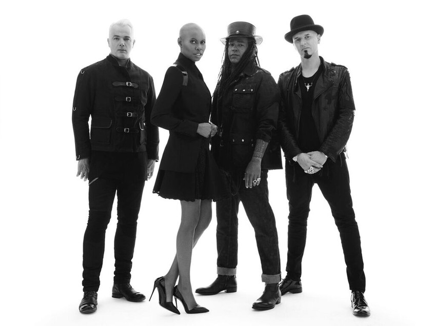 "Skunk Anansie"