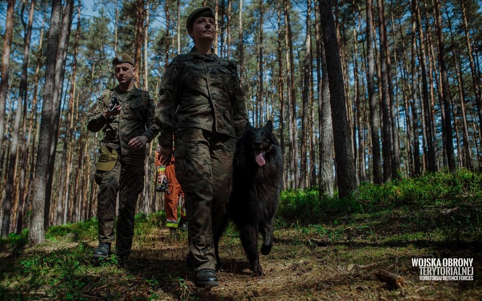 Szer. Ares (fot.) — pierwszy czworonożny żołnierz WOT 